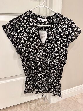 DR2 NWT Black Ivory Floral Button Front Drawstring Peplum Blouse Petite Small PS